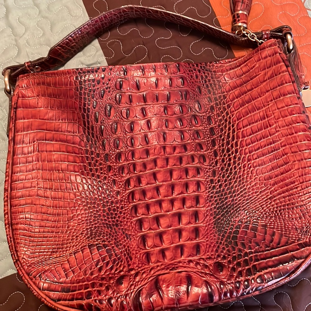 Pre ~ owed Brahmin womens purse